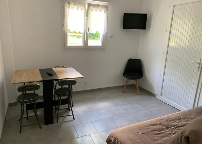 Maison Avec Jardin Et Parking Prive *