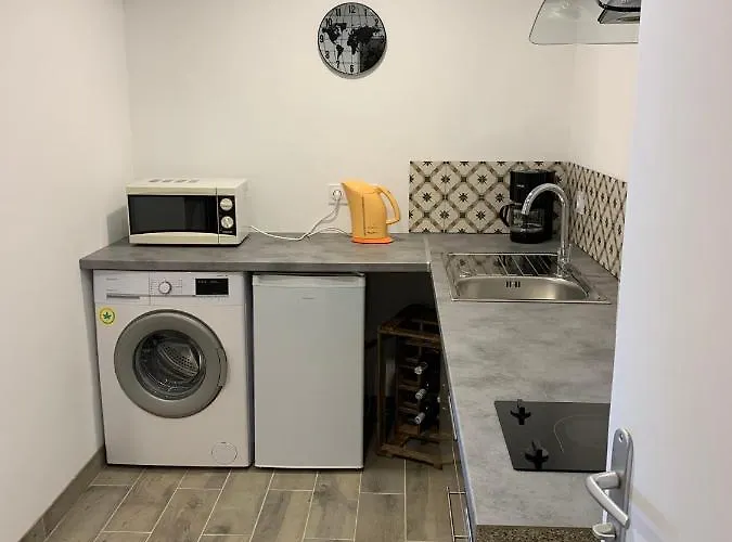 Casa de Férias Maison Avec Jardin Et Parking Prive